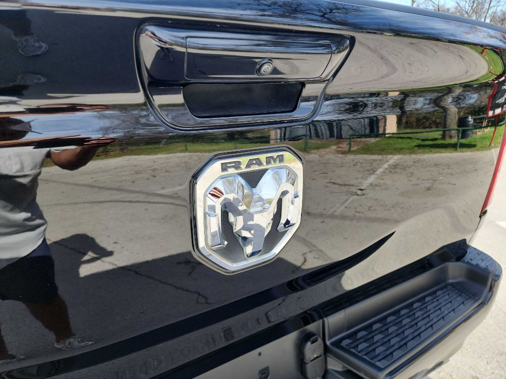 2020 RAM 1500 Image 9