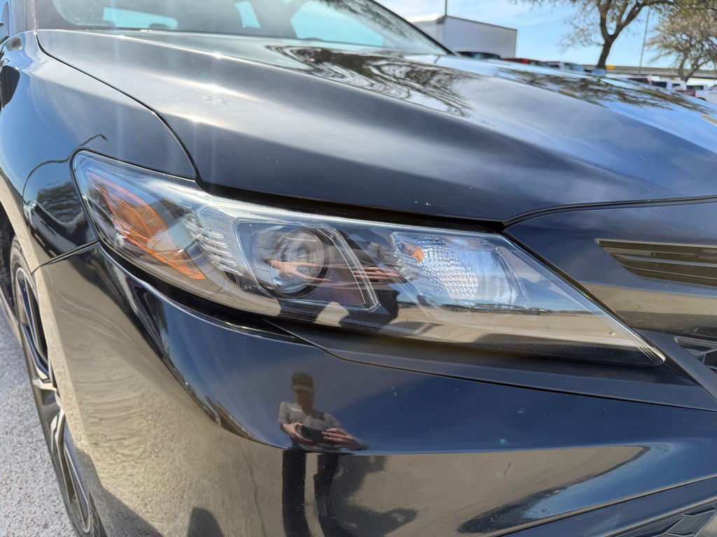 2021 Toyota Camry Image 9