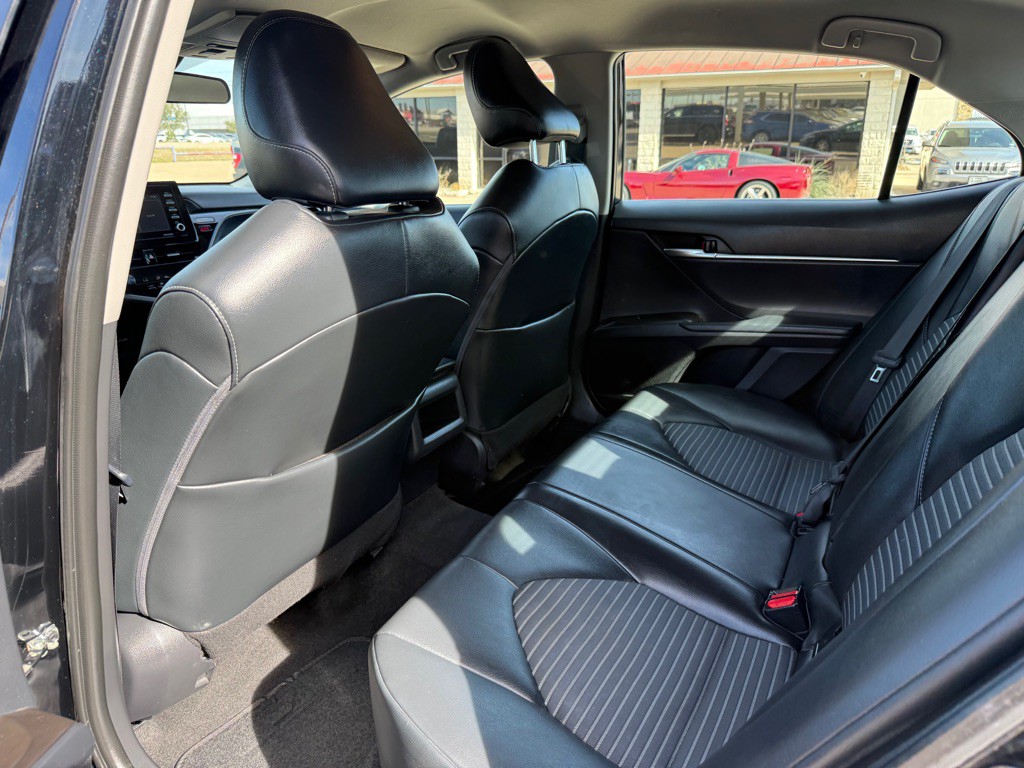 2021 Toyota Camry Image 14