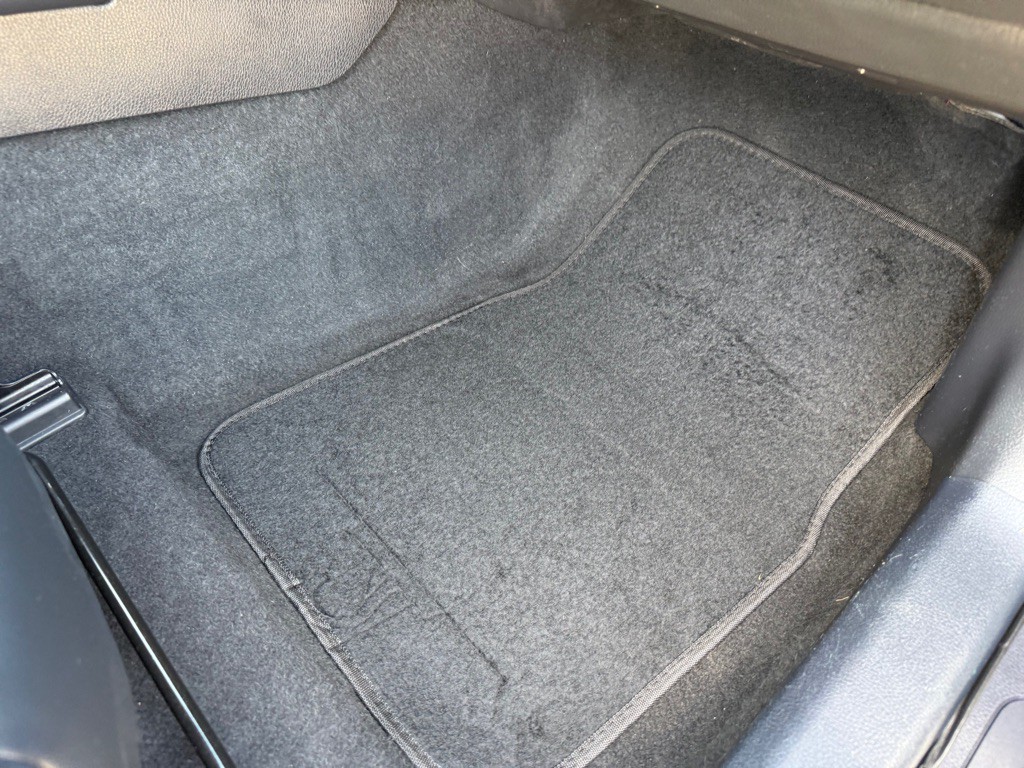 2021 Toyota Camry Image 17