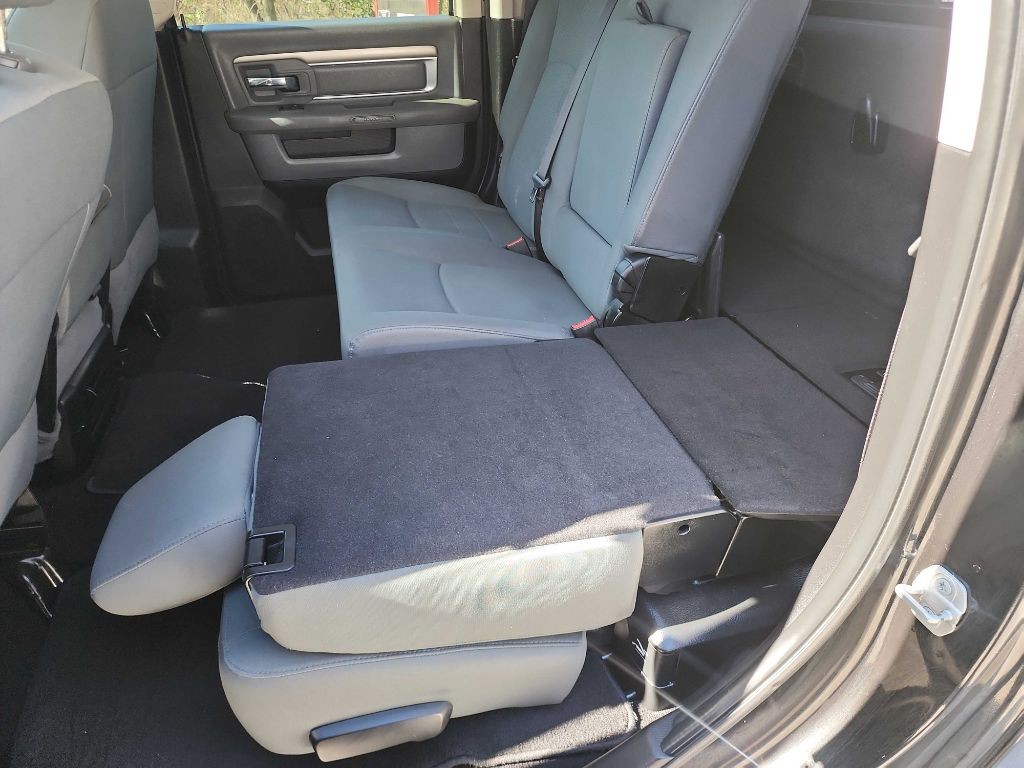 2018 RAM 2500 Image 34