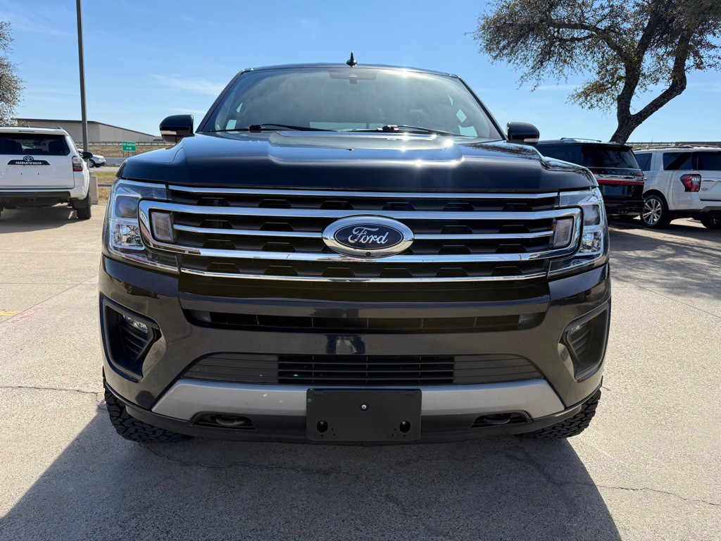 2021 Ford Expedition Image 2