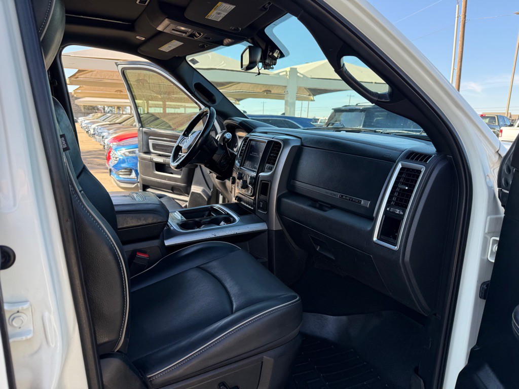 2018 RAM 2500 Image 17