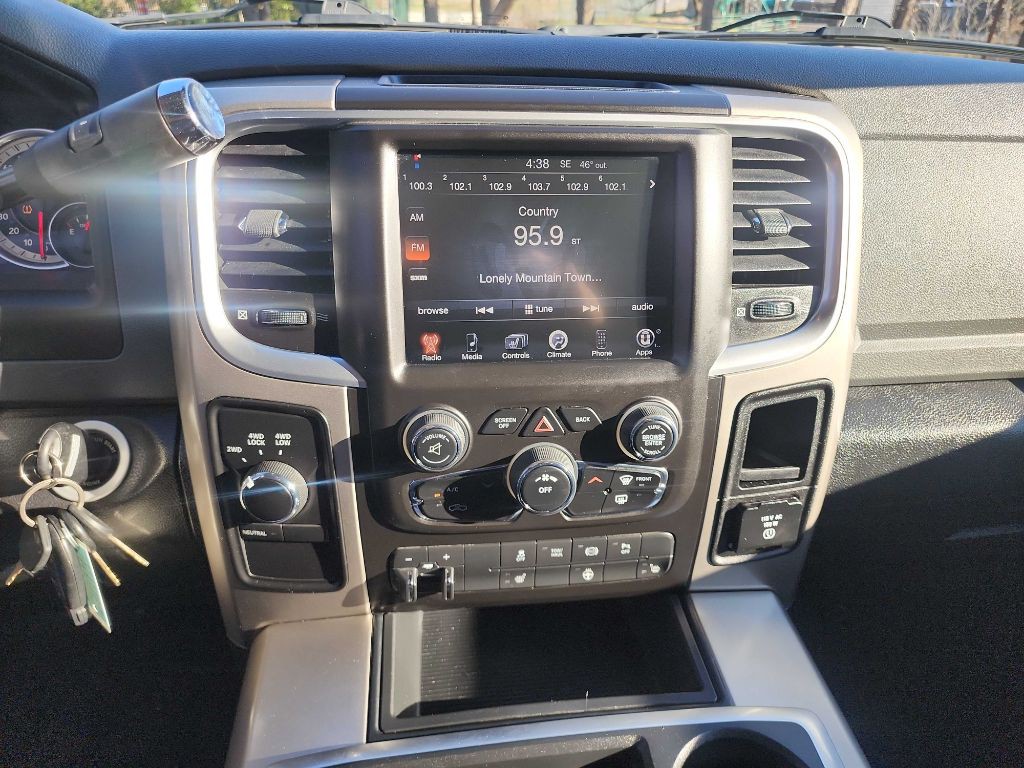 2014 RAM 2500 Image 29