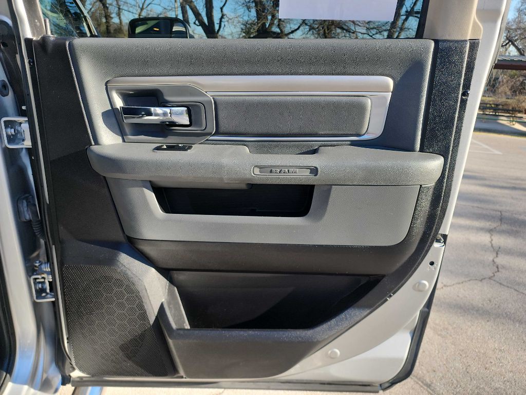 2014 RAM 2500 Image 42