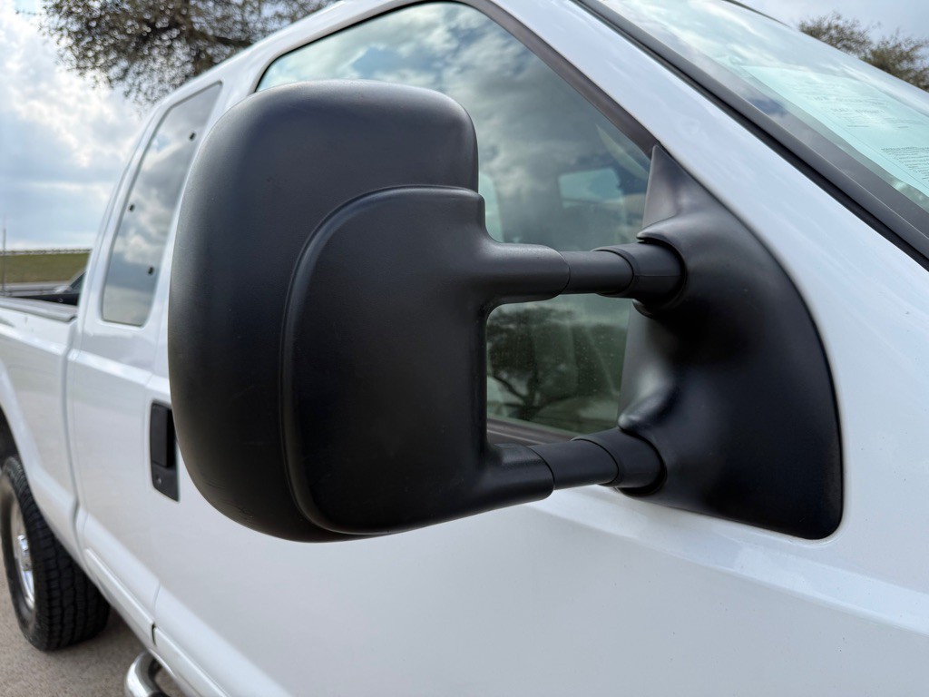 2001 Ford F-250 Image 10