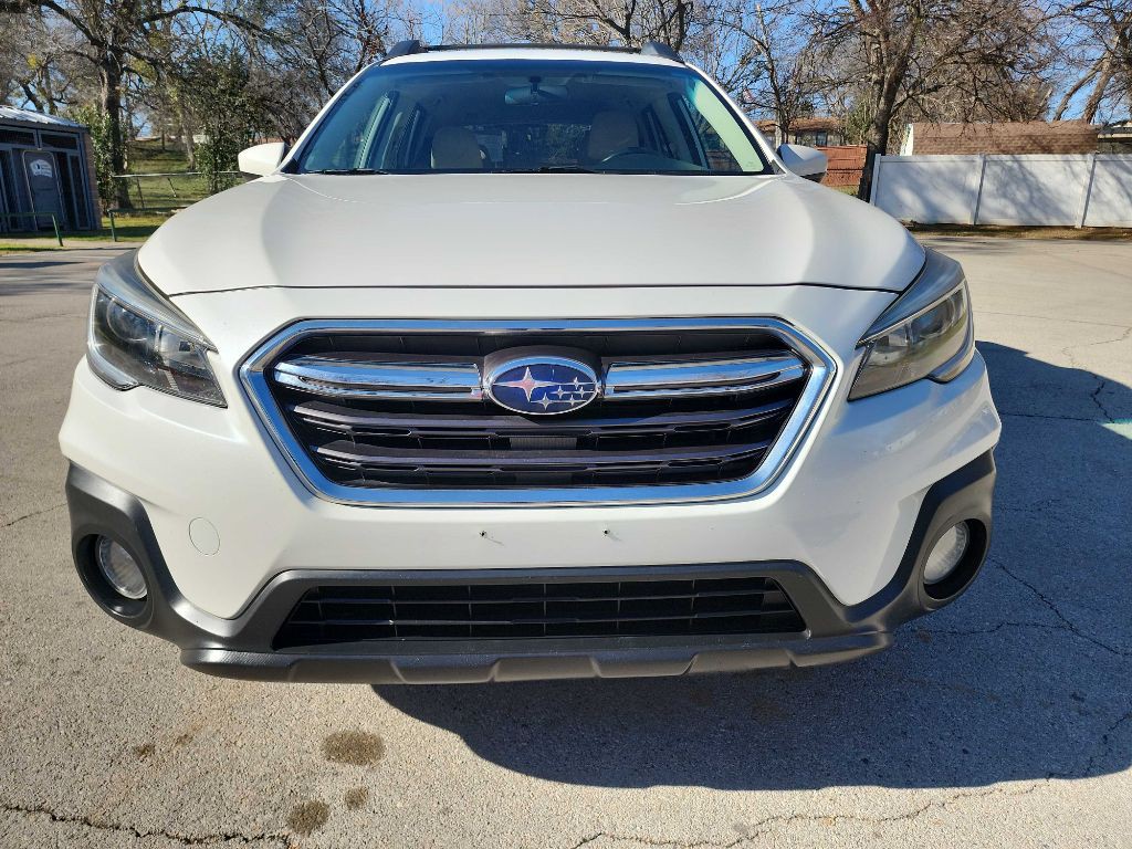 2018 Subaru Outback Image 2