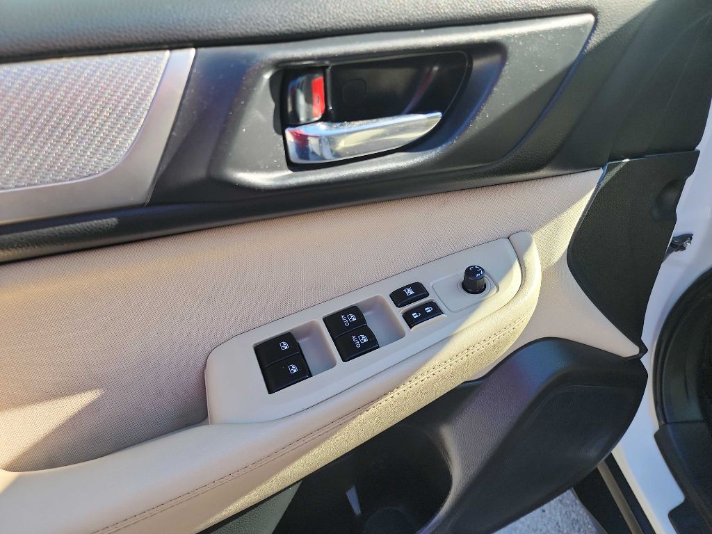 2018 Subaru Outback Image 15