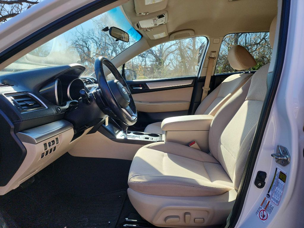 2018 Subaru Outback Image 16