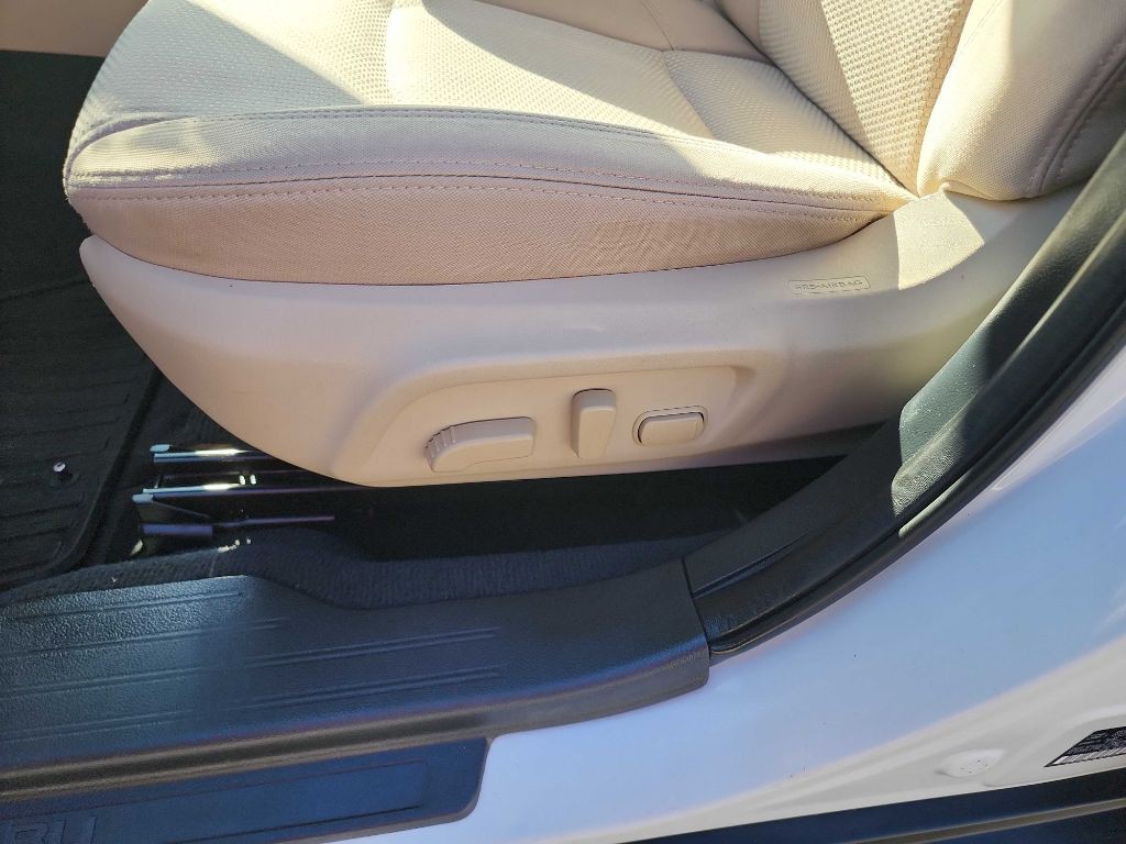 2018 Subaru Outback Image 17