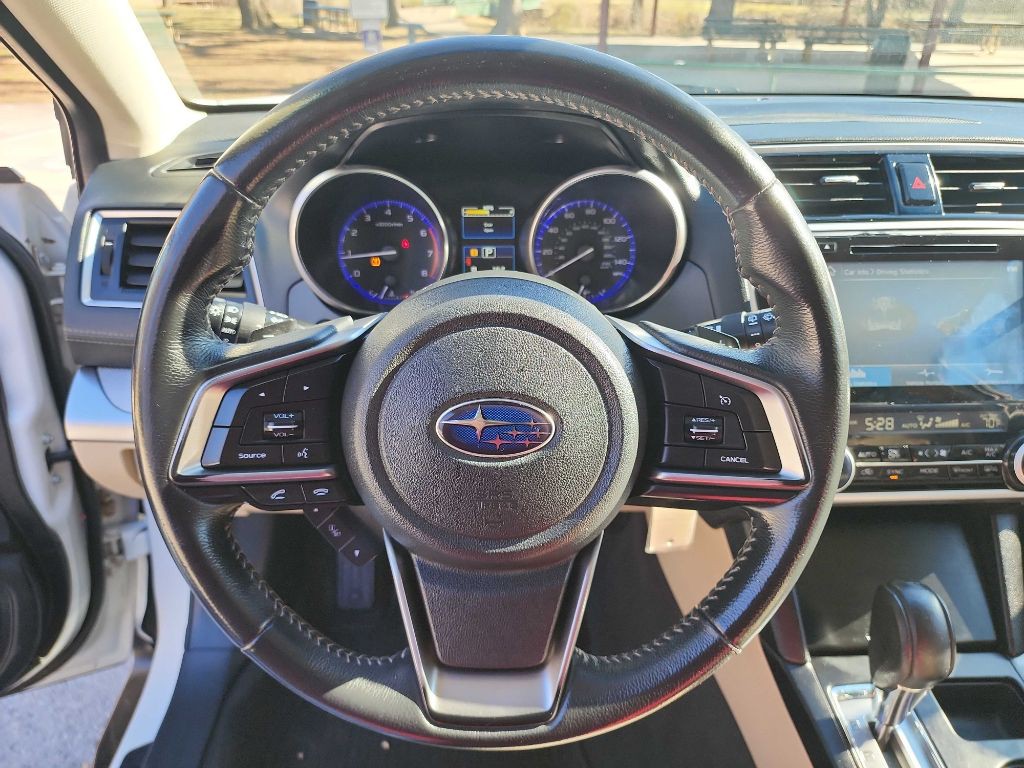 2018 Subaru Outback Image 18