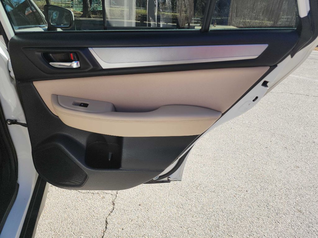2018 Subaru Outback Image 31