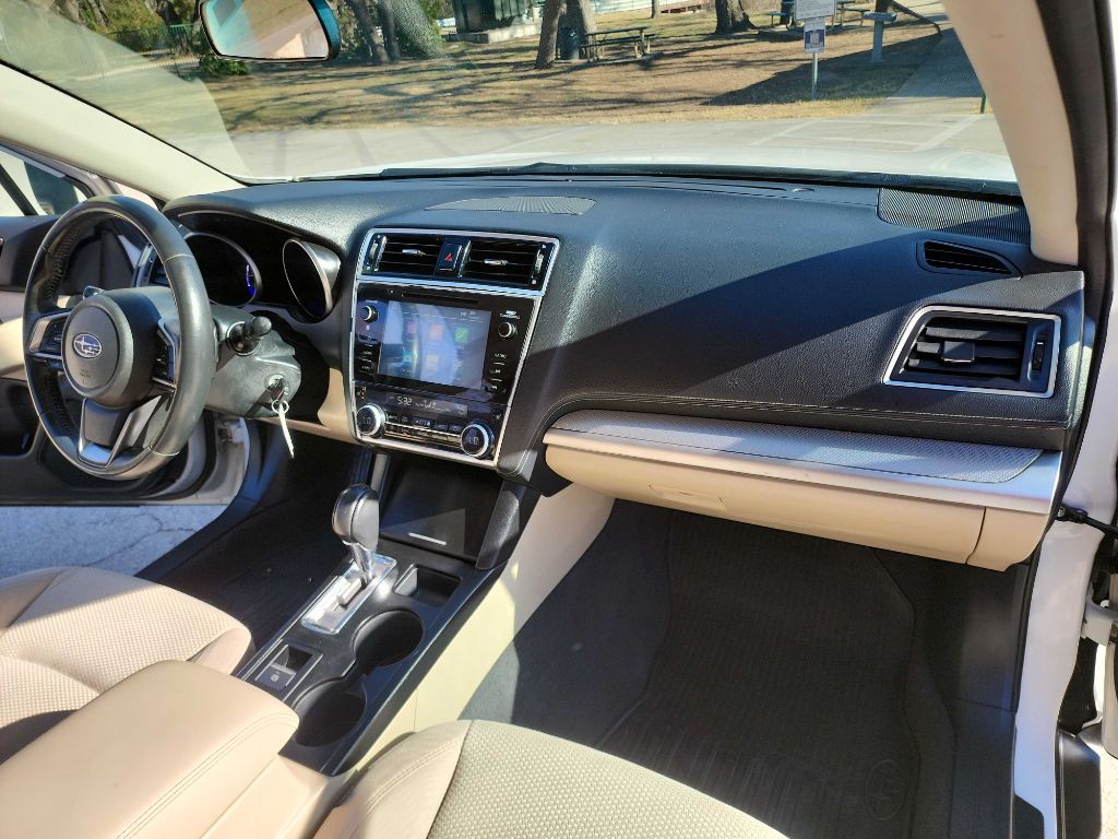 2018 Subaru Outback Image 35