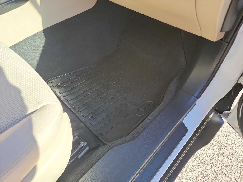 2018 Subaru Outback Image 36