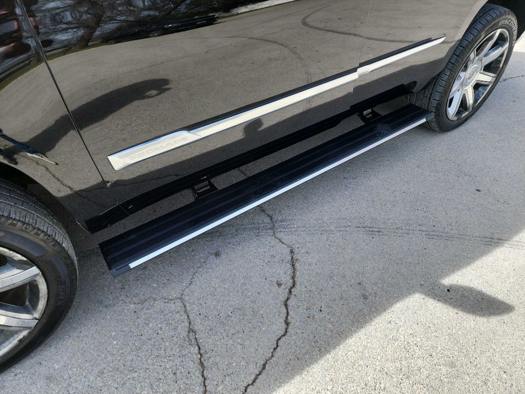 2015 Cadillac Escalade Image 12