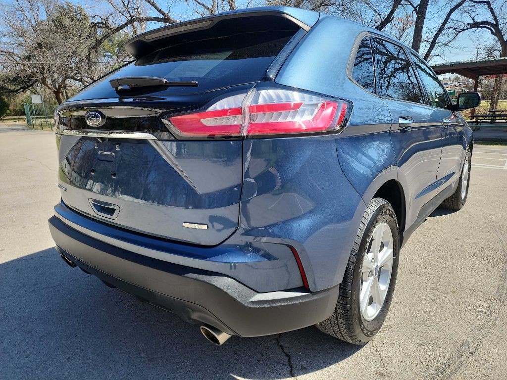 2019 Ford Edge Image 8