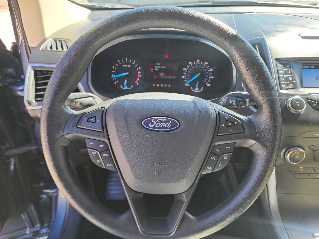 2019 Ford Edge Image 15