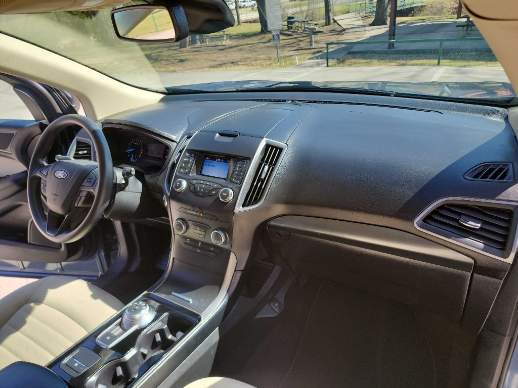 2019 Ford Edge Image 37