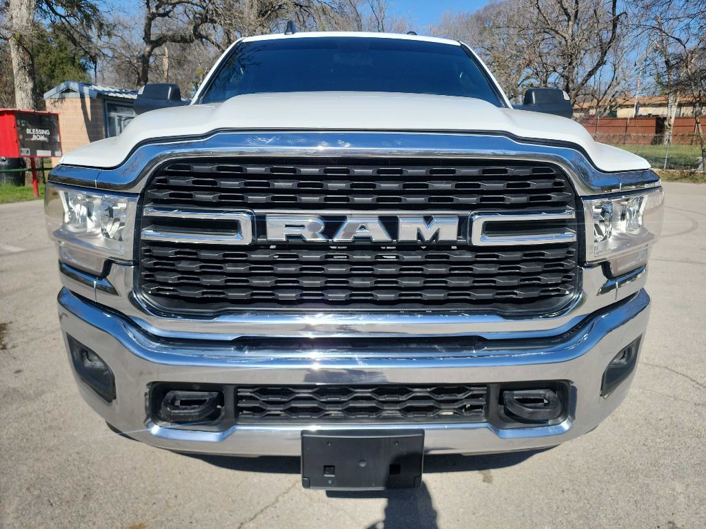 2022 RAM 2500 Image 2