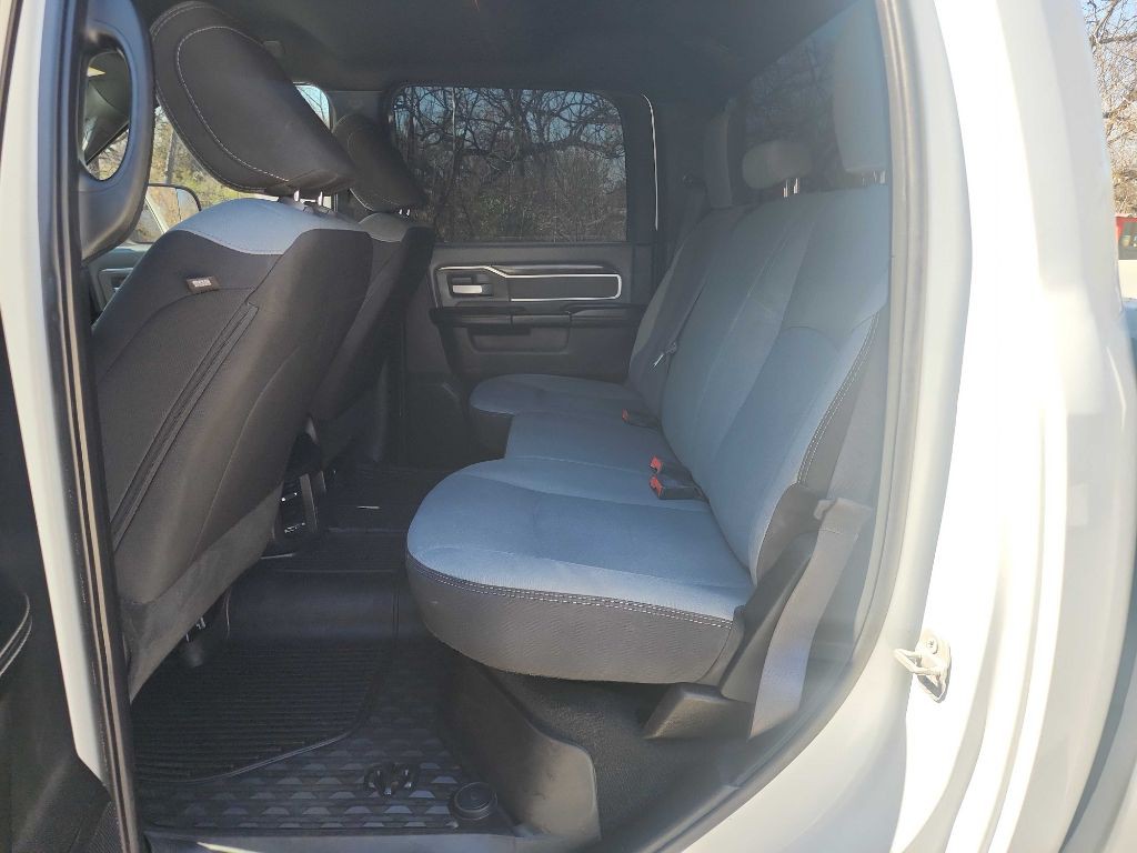 2022 RAM 2500 Image 32