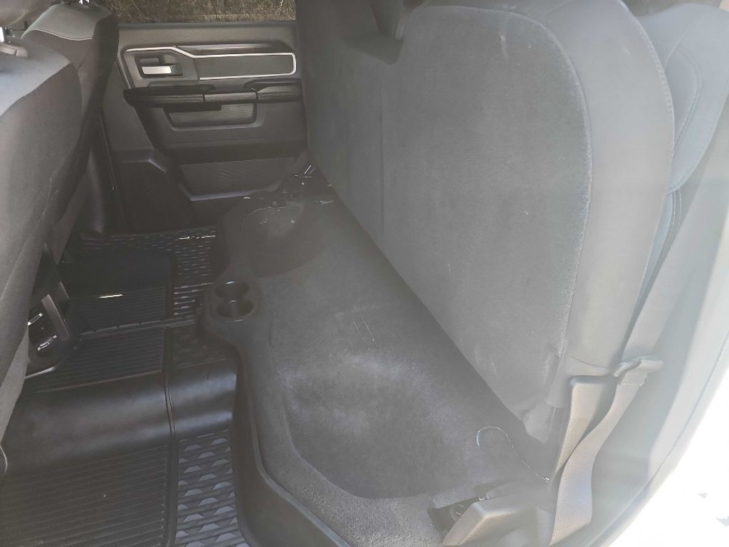 2022 RAM 2500 Image 33