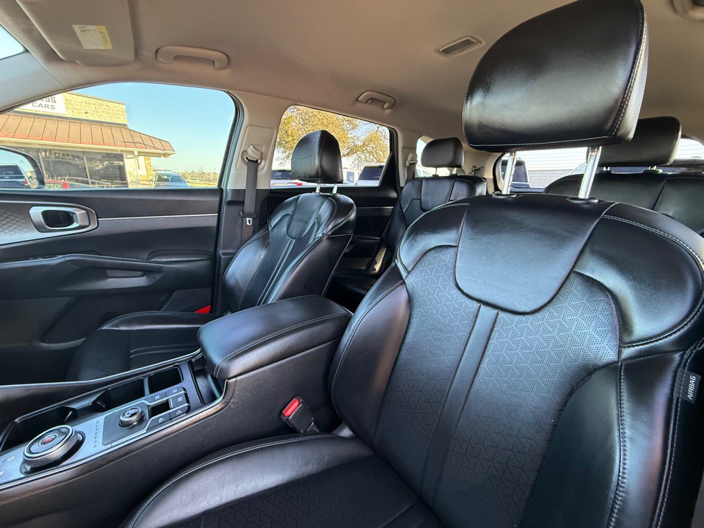 2022 Kia Sorento Image 18