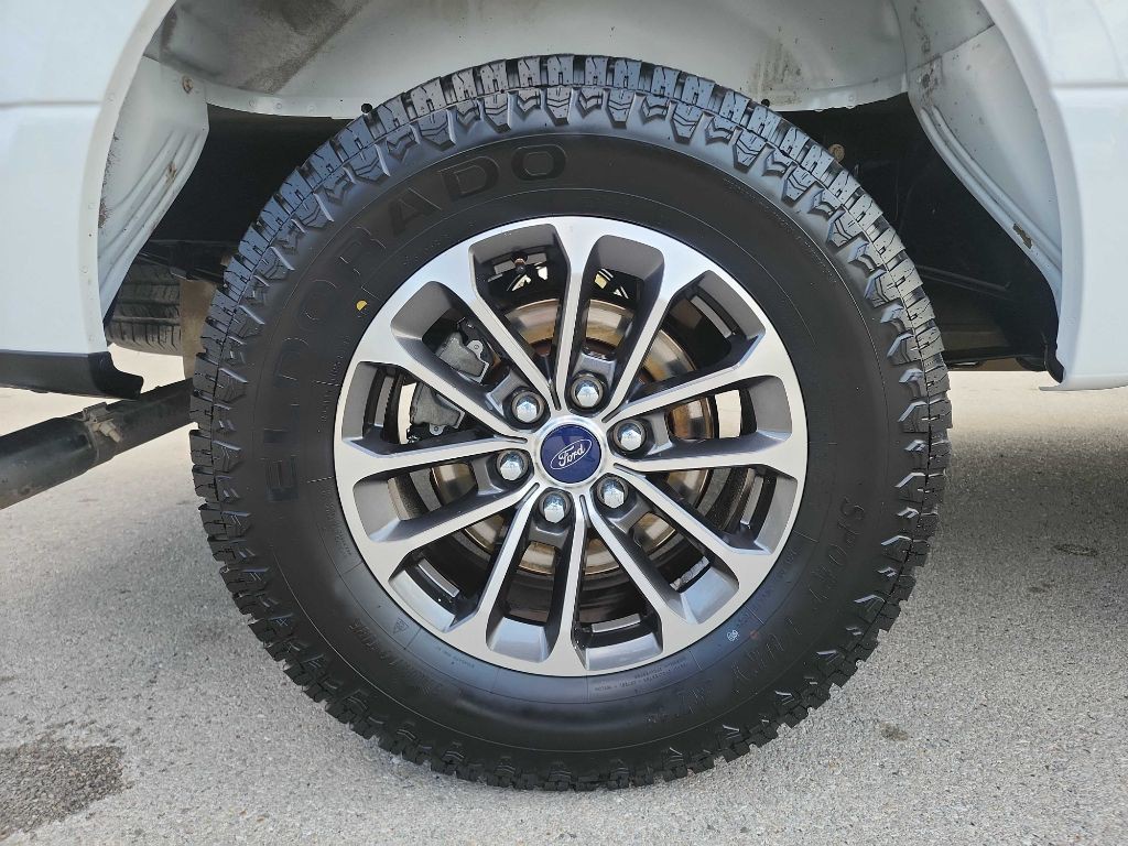 2016 Ford F-150 Image 13