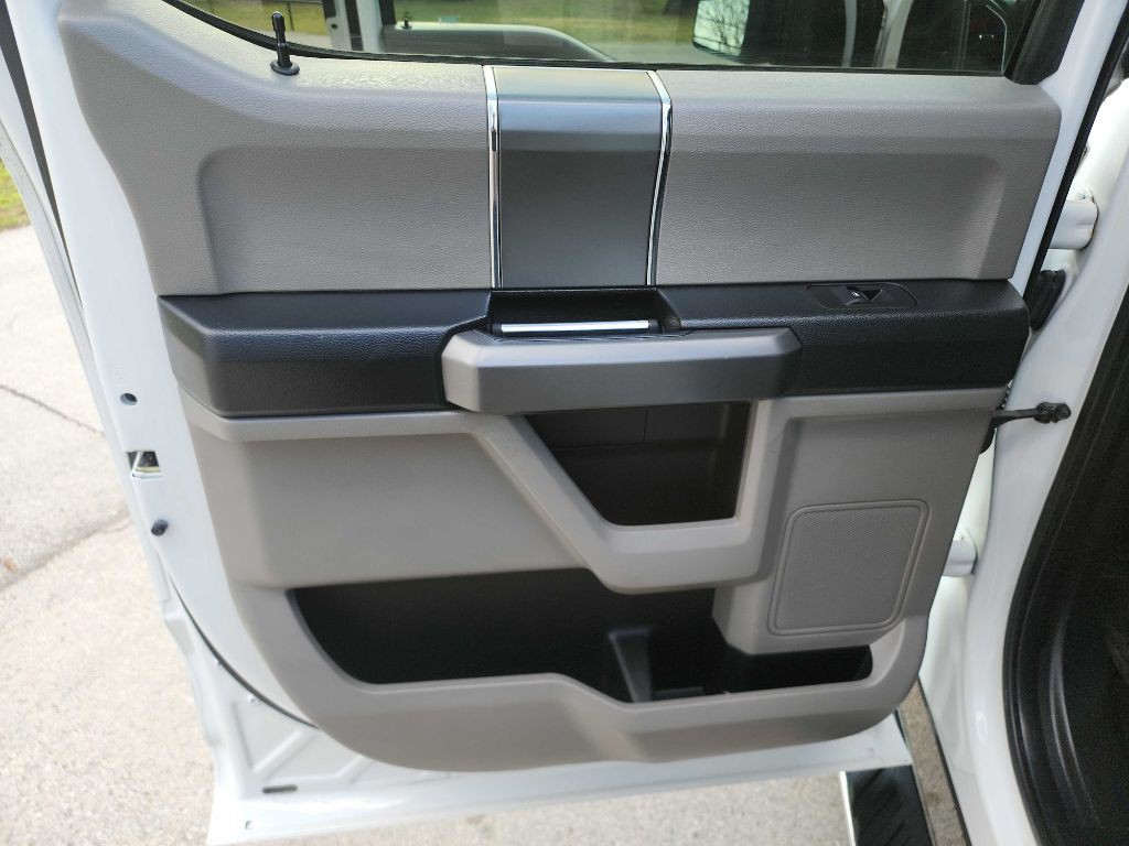 2016 Ford F-150 Image 30