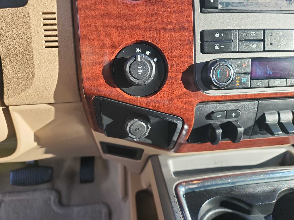 2012 Ford F-250 Image 32