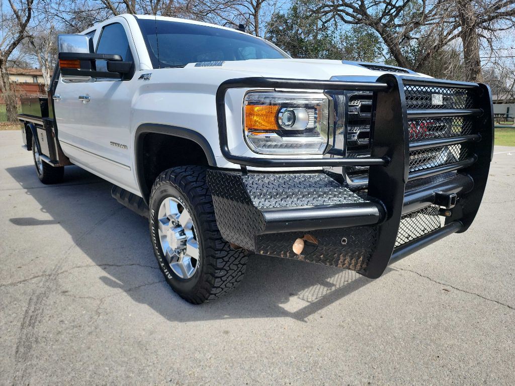 2017 GMC Sierra Image 1