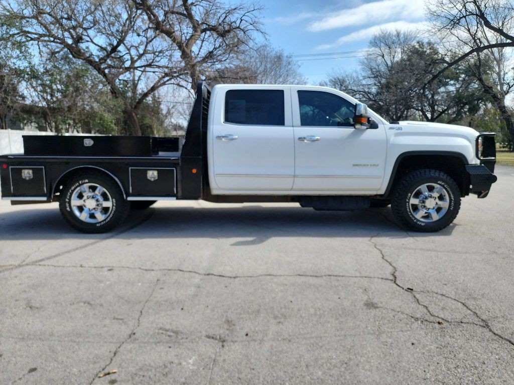 2017 GMC Sierra Image 11