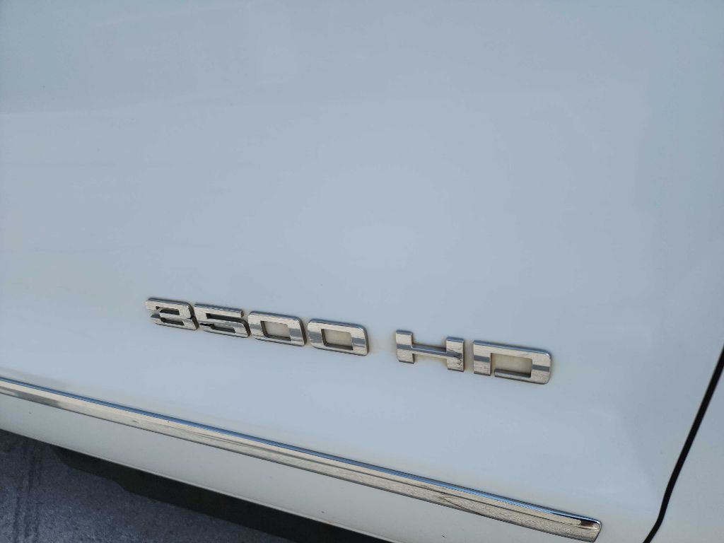 2017 GMC Sierra Image 14