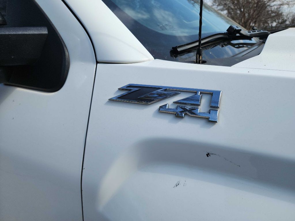 2017 GMC Sierra Image 15