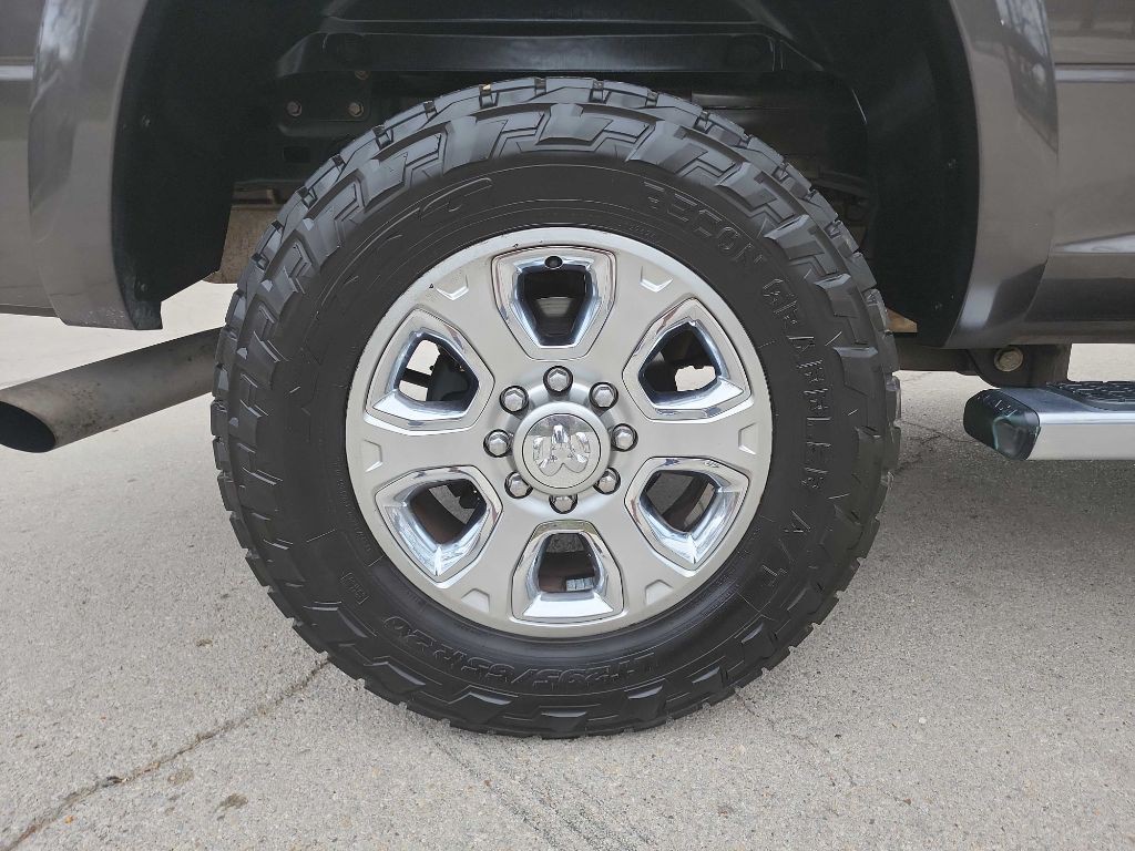 2018 RAM 2500 Image 16