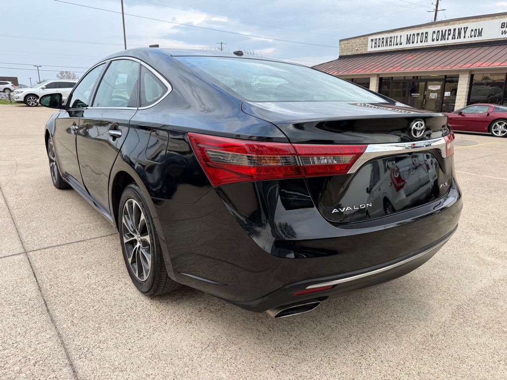 2016 Toyota Avalon Image 5