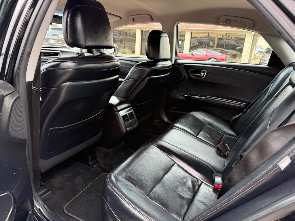 2016 Toyota Avalon Image 15