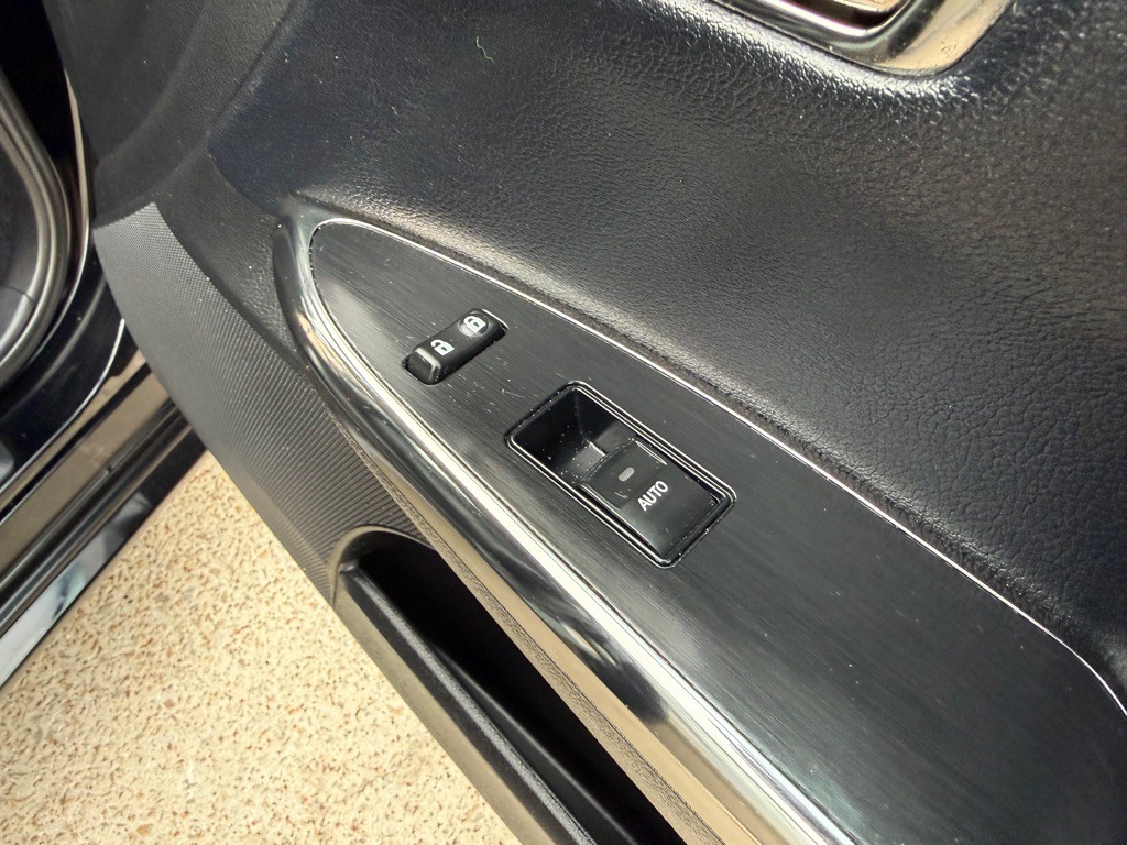 2016 Toyota Avalon Image 27