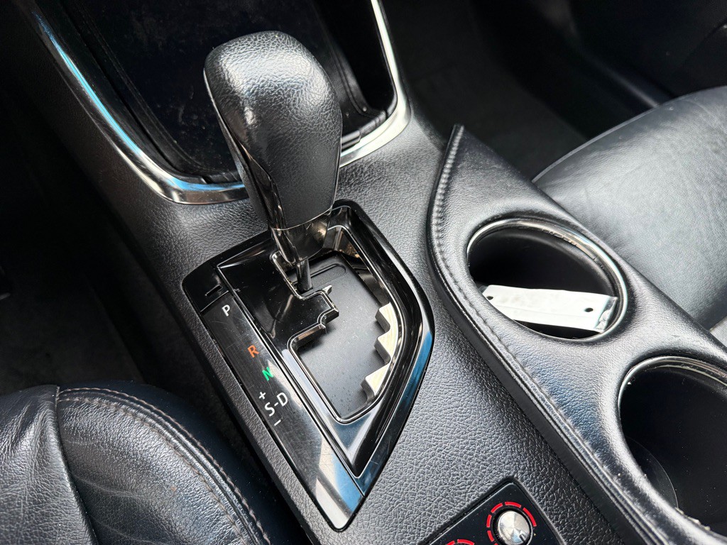 2016 Toyota Avalon Image 32