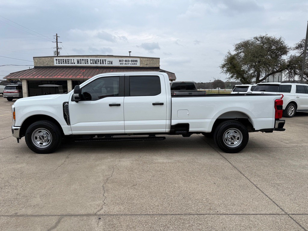 2023 Ford F-250 Image 4