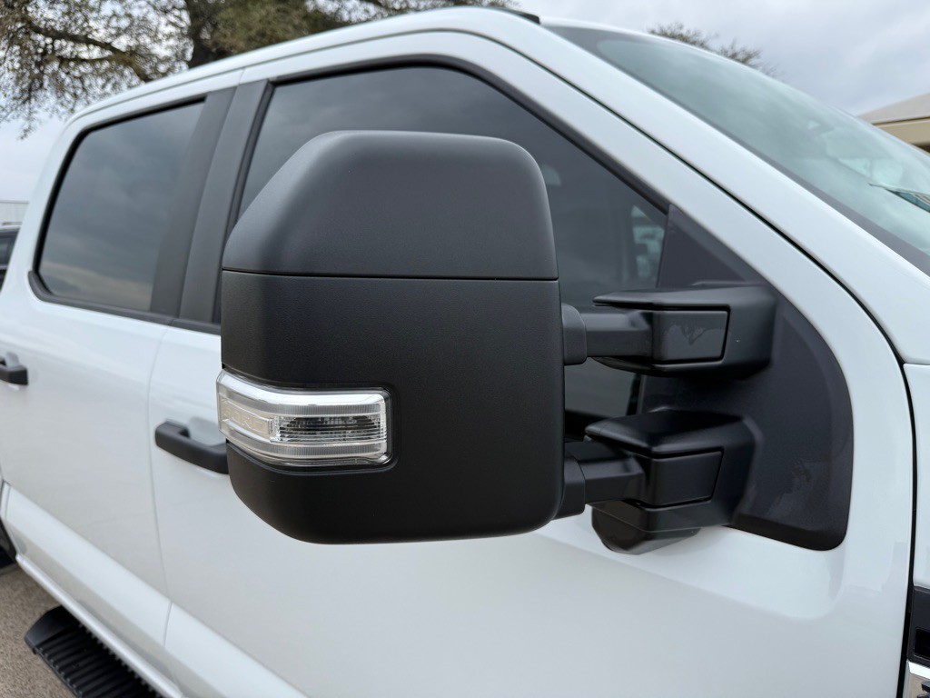 2023 Ford F-250 Image 9