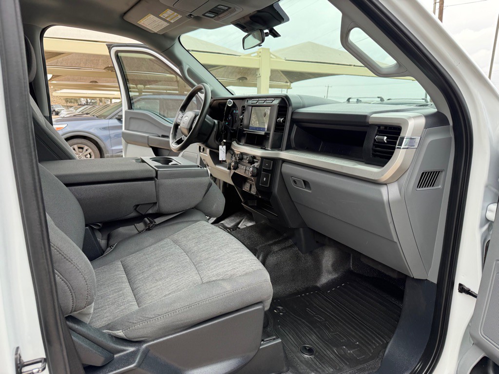 2023 Ford F-250 Image 16