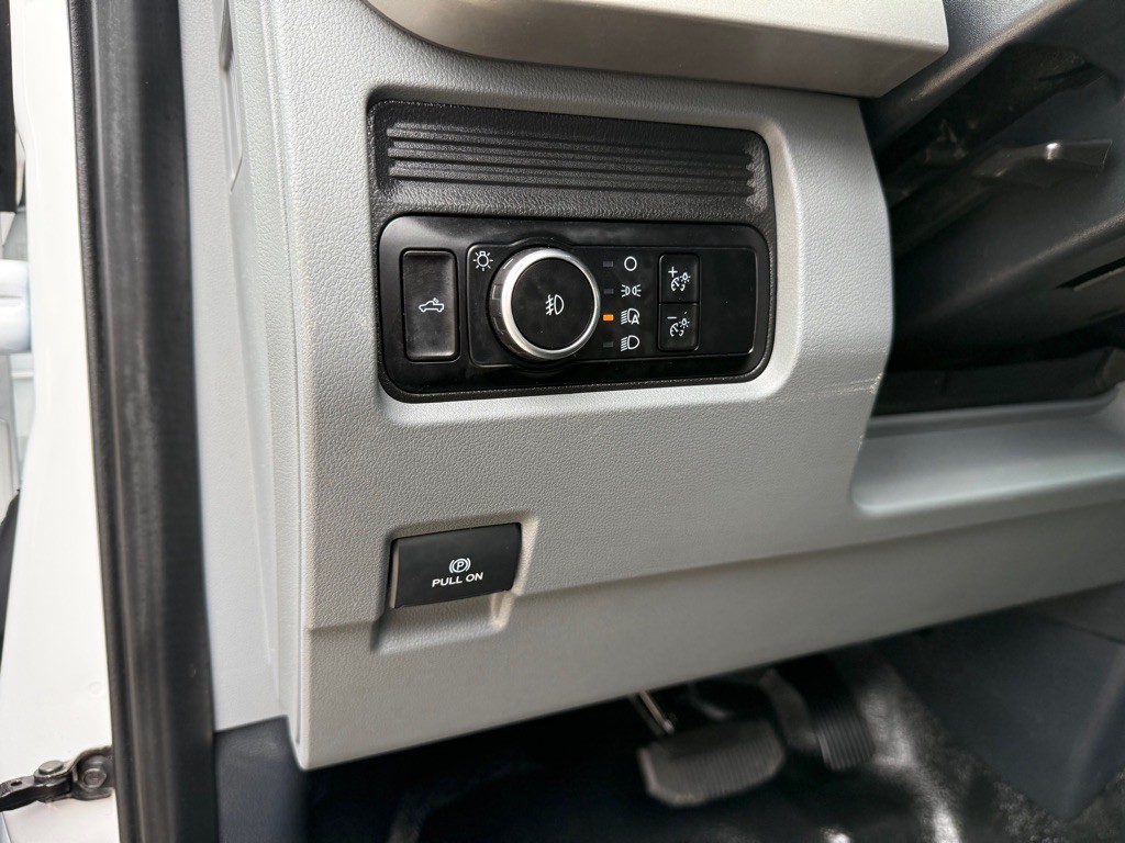 2023 Ford F-250 Image 19