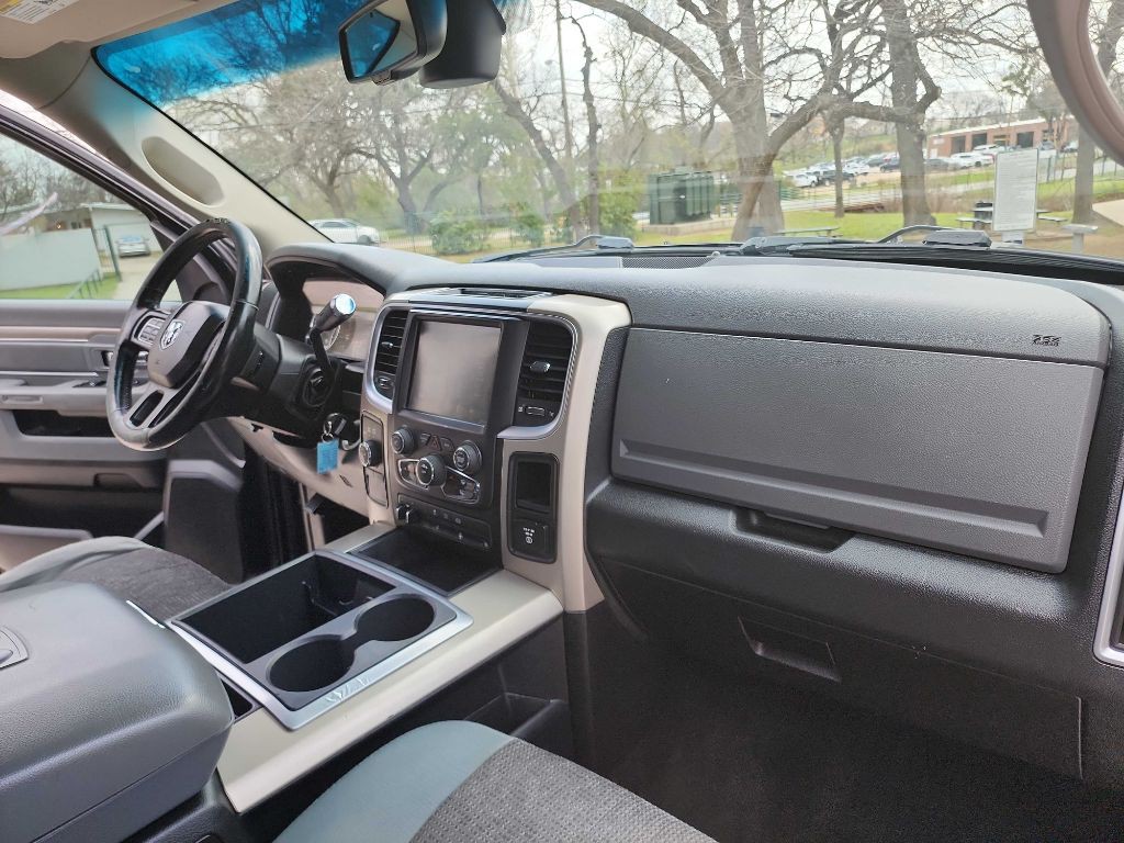 2014 RAM 2500 Image 37
