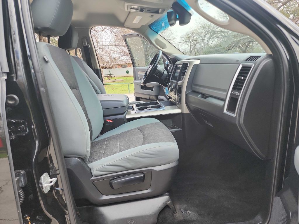 2014 RAM 2500 Image 38