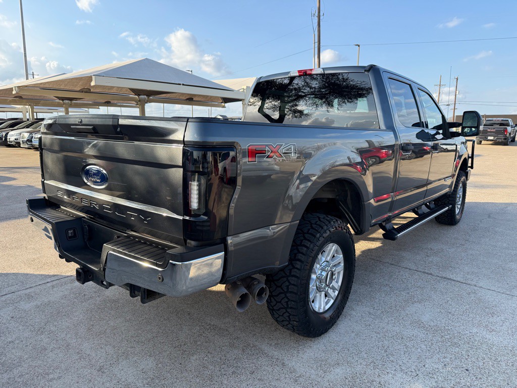 2017 Ford F-250 Image 7