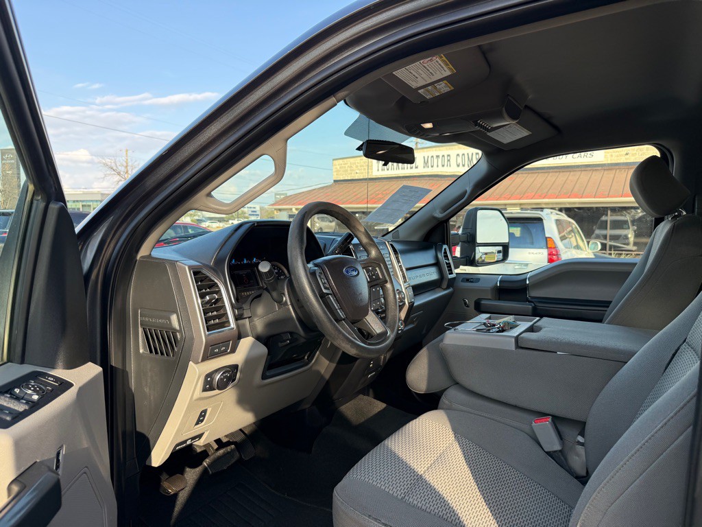 2017 Ford F-250 Image 15