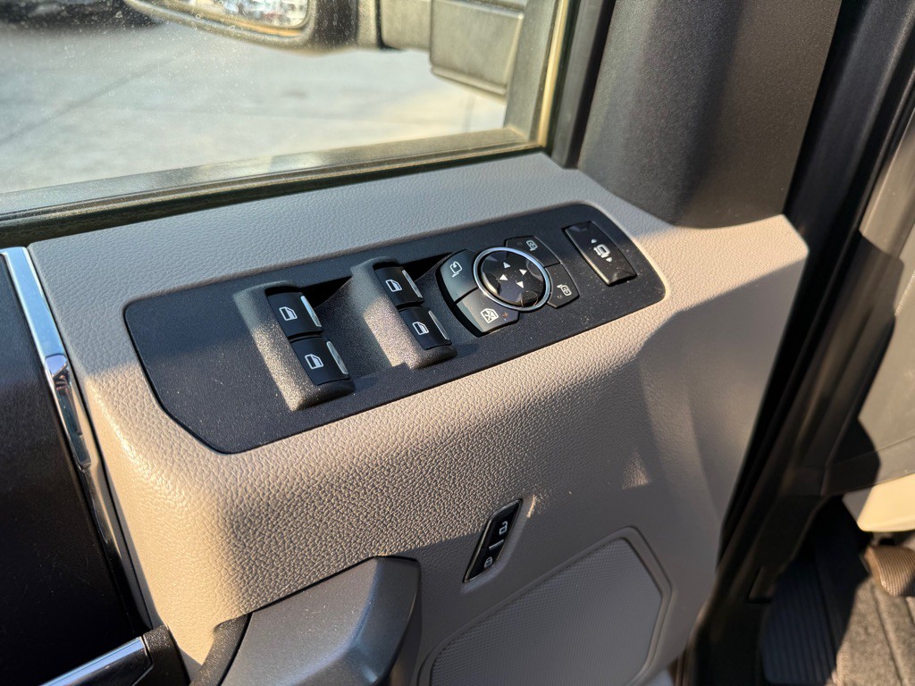 2017 Ford F-250 Image 21
