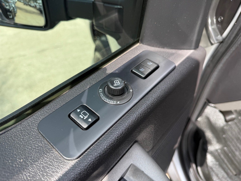 2015 Ford F-250 Image 22