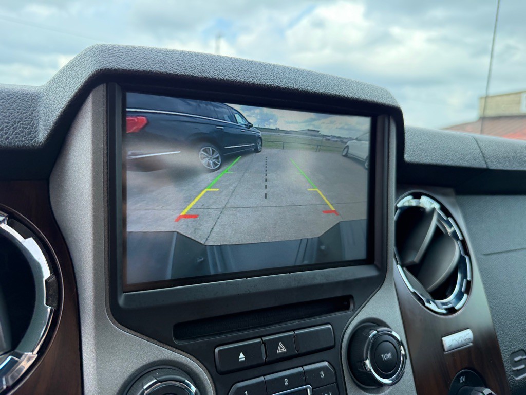 2015 Ford F-250 Image 33