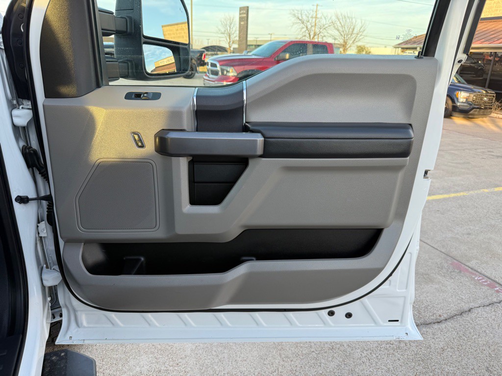 2022 Ford F-250 Image 22